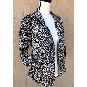 MUST HAVE💥 Animal Print Blazer, Black/Tan ~Size M